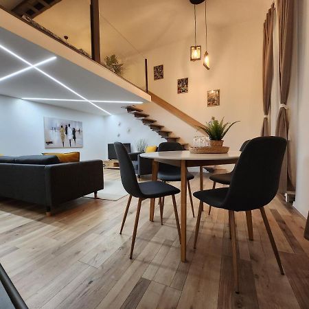 K21 "The Good Shepherd" Apartment Будапеща Екстериор снимка