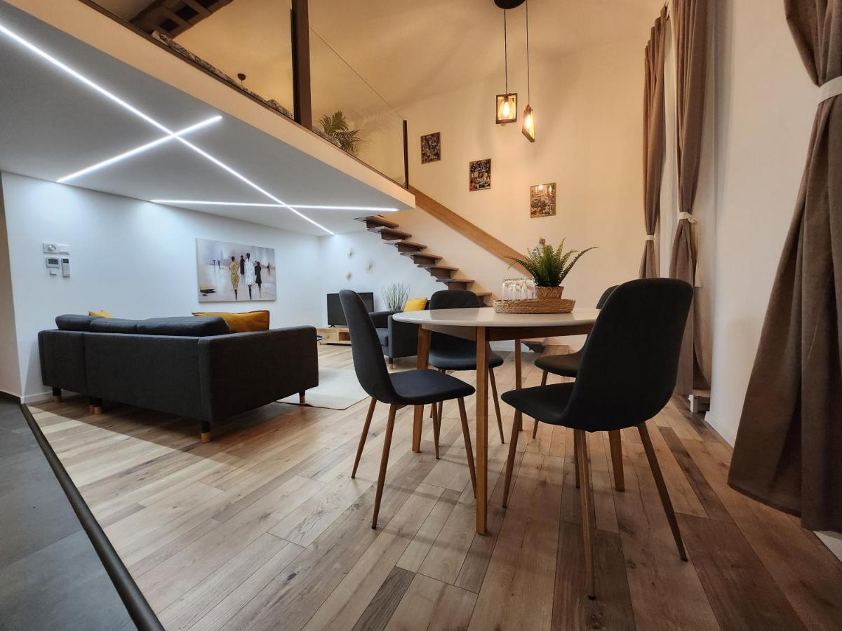 K21 "The Good Shepherd" Apartment Будапеща Екстериор снимка