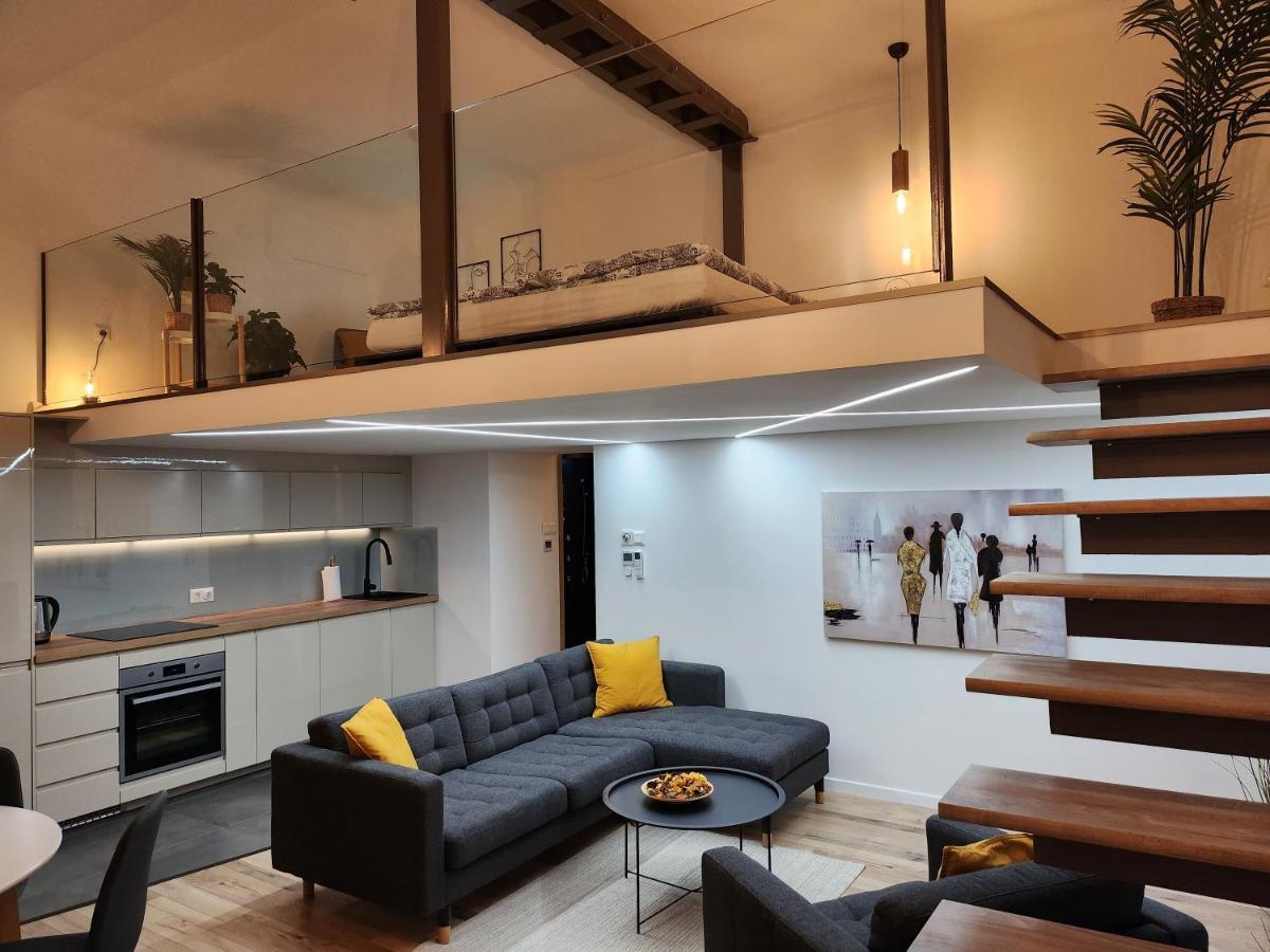 K21 "The Good Shepherd" Apartment Будапеща Екстериор снимка